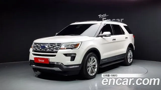 Ford Explorer 2.3 Limited 4WD