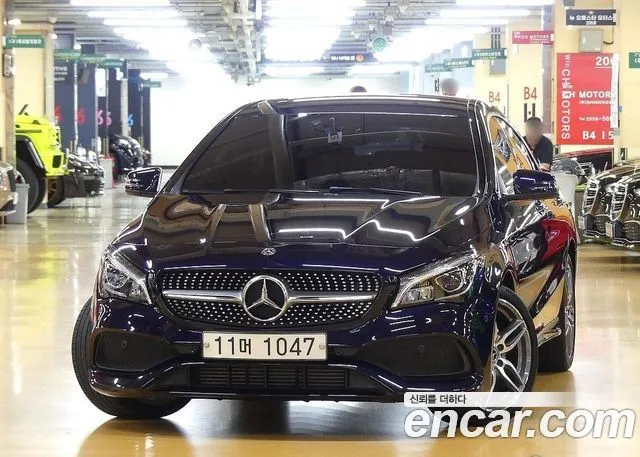 Mercedes-Benz CLA-Class CLA220 AMG Line