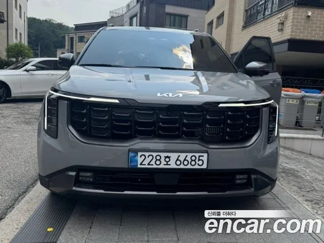 Kia Canival HEV 9seater Gravity