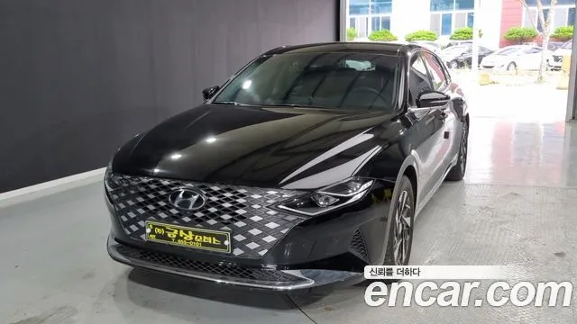 Hyundai Grandeur Premium Choice