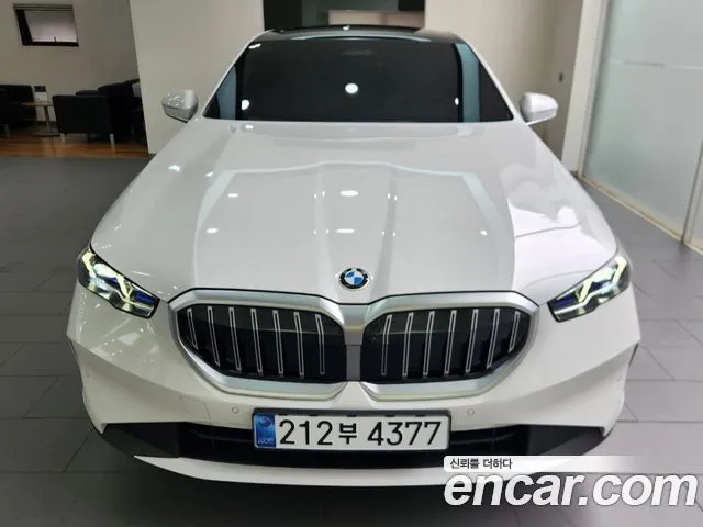 BMW 5-Series 520i