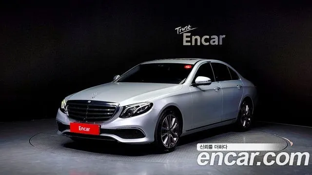 Mercedes-Benz E-Class E300 Exclusive Standard