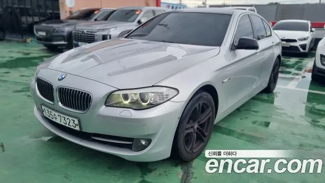 BMW 5-Series 528i