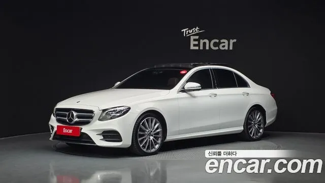 Mercedes-Benz E-Class E350 4MATIC AMG Line