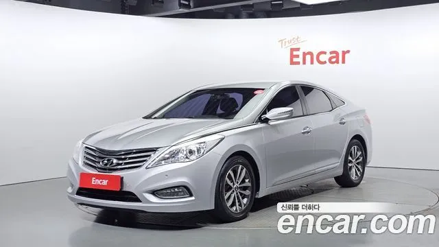Hyundai Grandeur HG240 Luxury