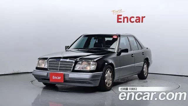 Mercedes-Benz E-Class E220