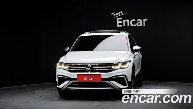 Volkswagen Tiguan 2.0 TSI Prestige