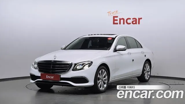 Mercedes-Benz E-Class E300 Exclusive
