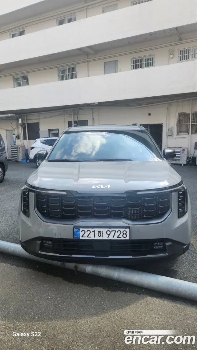 Kia Canival HEV 9seater Signature