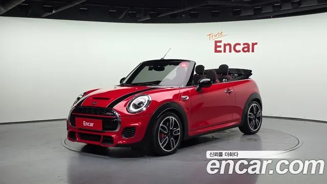 Mini Cooper Convertible JCW
