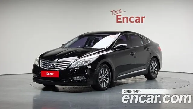 Hyundai Grandeur HG240 Luxury