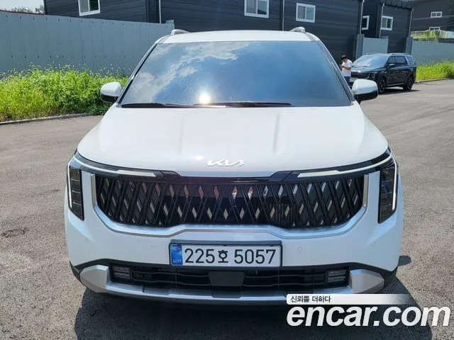 Kia Canival HEV 9 seater Prestige