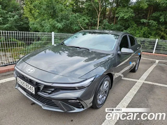 Hyundai AVANTE 1.6 LPi (Rent car)