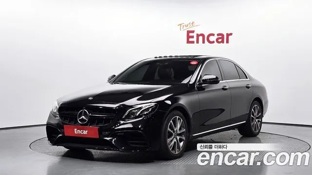 Mercedes-Benz E-Class E300 4MATIC Avnatgarde