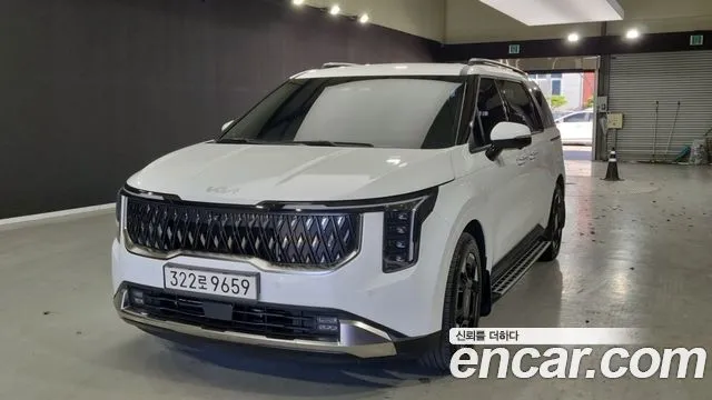 Kia Canival HEV 9seater Signature