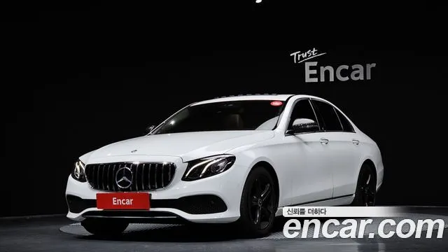 Mercedes-Benz E-Class E200 Avantgarde