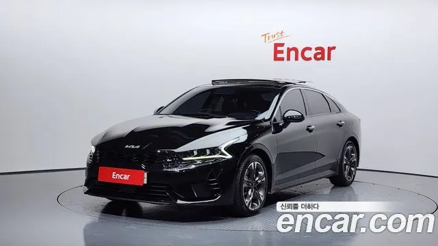 Kia K5 Signature