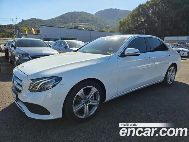 Mercedes-Benz E-Class E200 Avantgarde