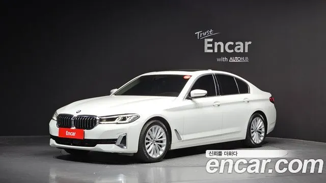 BMW 5-Series 530i Luxury