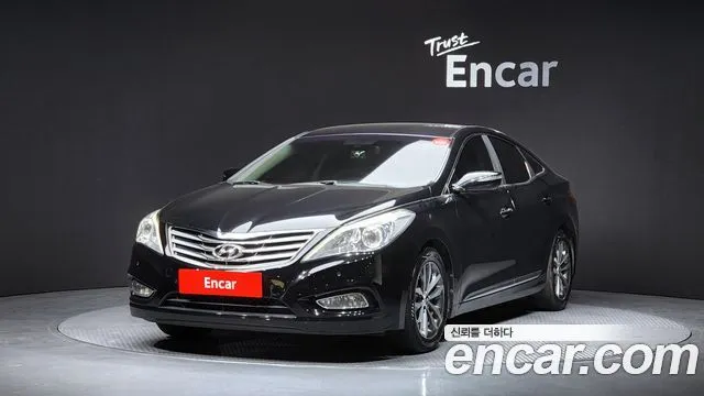 Hyundai Grandeur HG240 Luxury