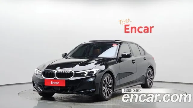 BMW 3-Series 320i