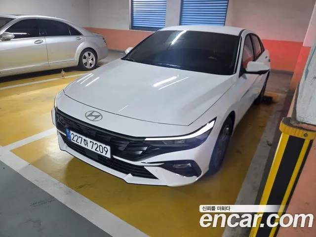 Hyundai AVANTE 1.6