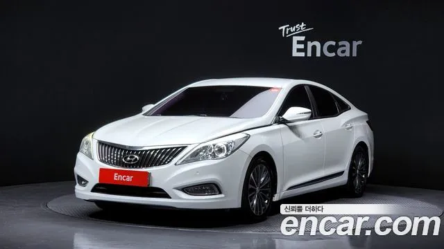 Hyundai Grandeur HG240 Modern