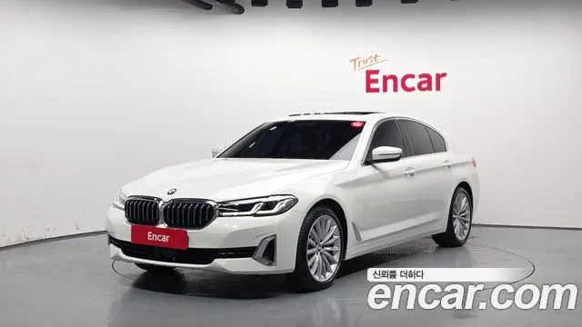 BMW 5-Series 530i Luxury