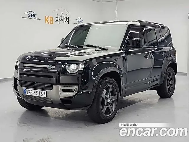 Land Rover Defender 110 P300 X-Dynamic SE