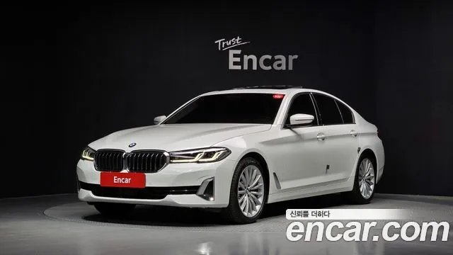 BMW 5-Series 530i Luxury