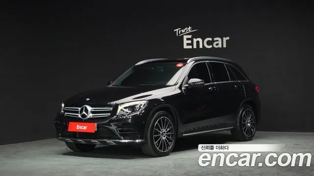Mercedes-Benz GLC-Class GLC300 4MATIC AMG Line