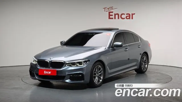 BMW 5-Series 530i M Sport Package Plus