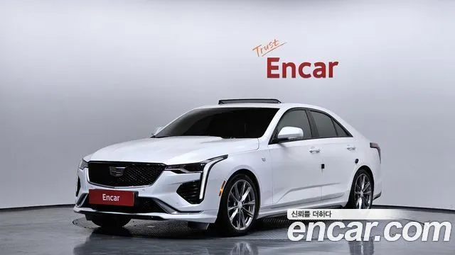Cadillac CT4 2.0 Sport