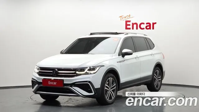 Volkswagen Tiguan 2.0 TSI Prestige