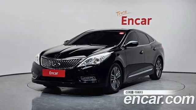 Hyundai Grandeur HG240 Modern