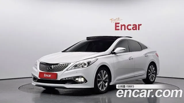 Hyundai Grandeur HG240 Modern
