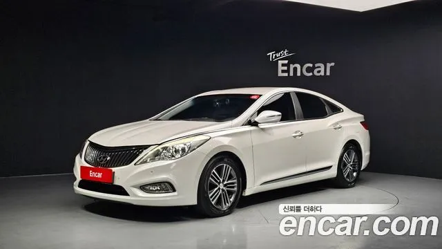 Hyundai Grandeur HG240 Modern
