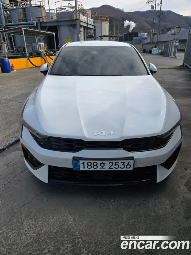 Kia K5 Noblesse