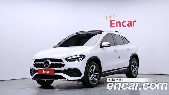 Mercedes-Benz GLA-Class GLA250 4MATIC