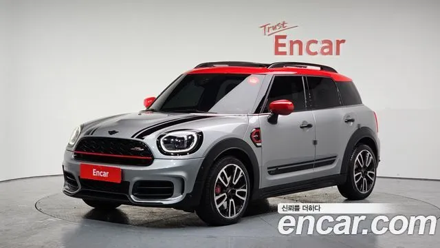 Mini Countryman JCW Launch Pack
