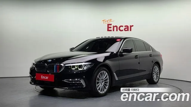 BMW 5-Series 520i Luxury