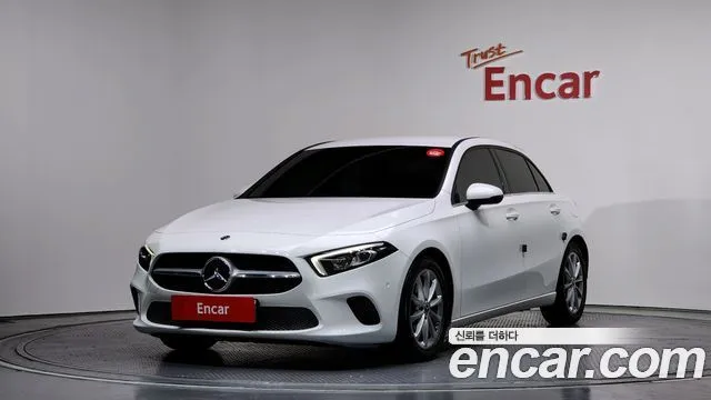 Mercedes-Benz A-Class A220 Hatchback