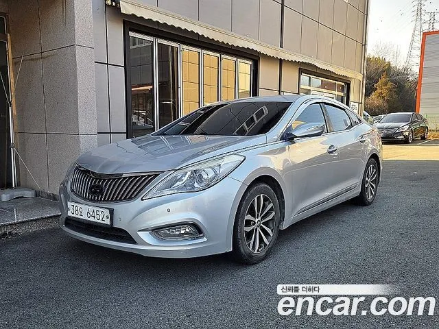 Hyundai Grandeur HG240 Luxury