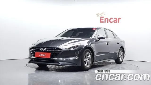 Hyundai Sonata 2.0 LPG(rental car)