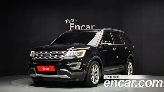 Ford Explorer 2.3 Limited 4WD
