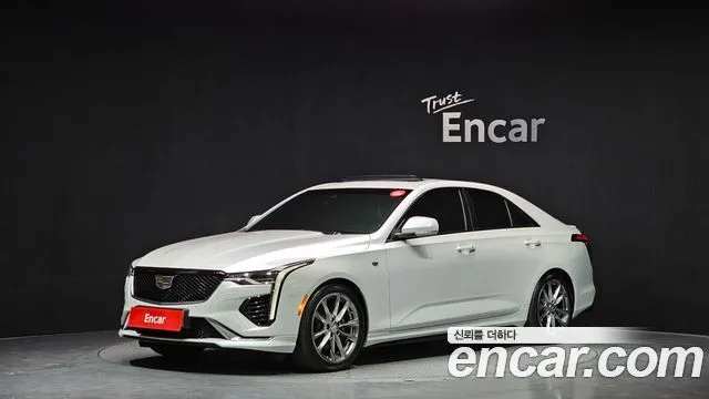 Cadillac CT4 2.0 Sport