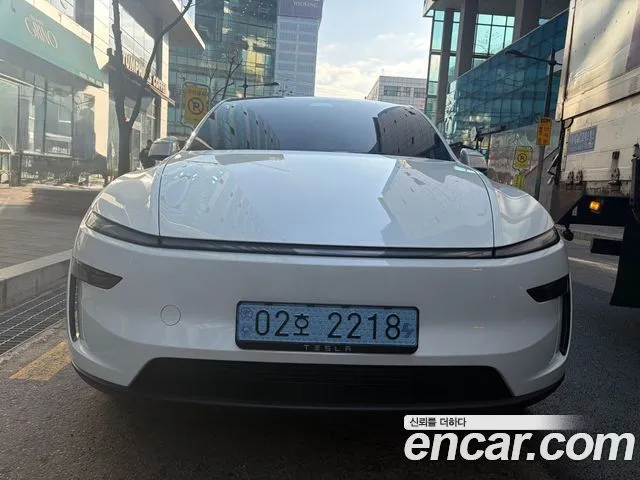 Tesla Model Y RWD