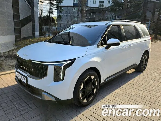 Kia Canival HEV 7seater Signature