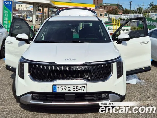 Kia Canival HEV 9 seater Prestige