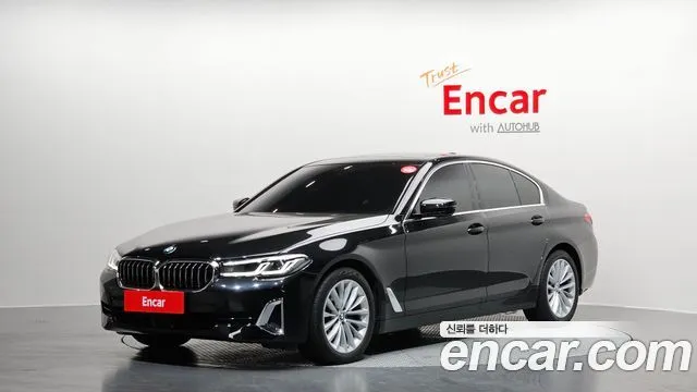 BMW 5-Series 520i Luxury